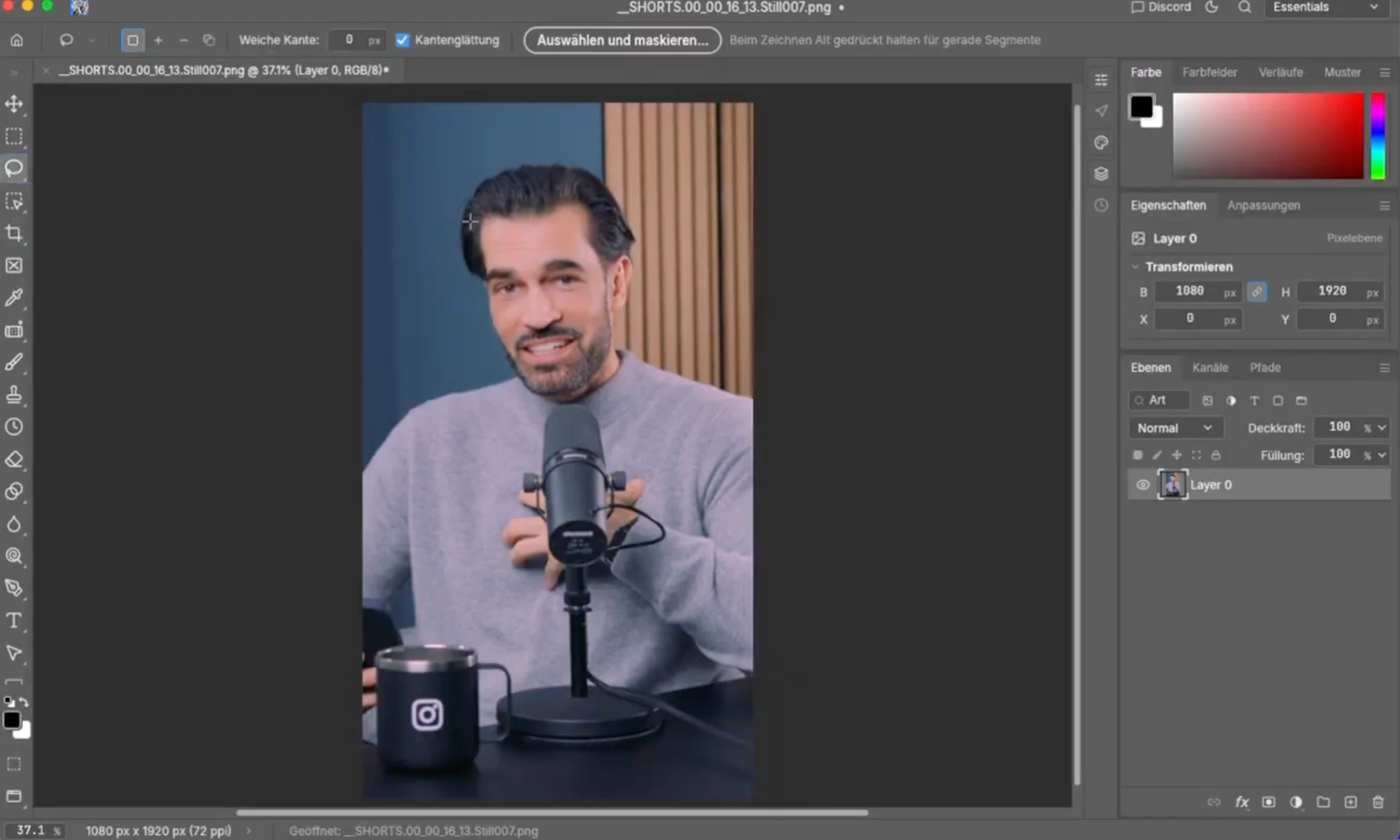 PhotoCraft-Oberfläche mit Werkzeugleiste, Ebenen und Farbfeldern, geöffnet ist ein Standbild aus Alex Khans Video